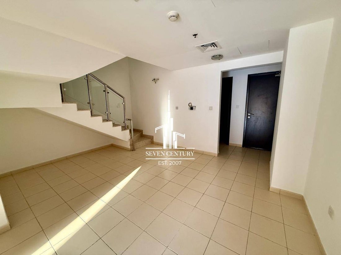 Villa in JVC / Jumeirah Village Circle, Dubai, United Arab Emirates 3 - 18483010