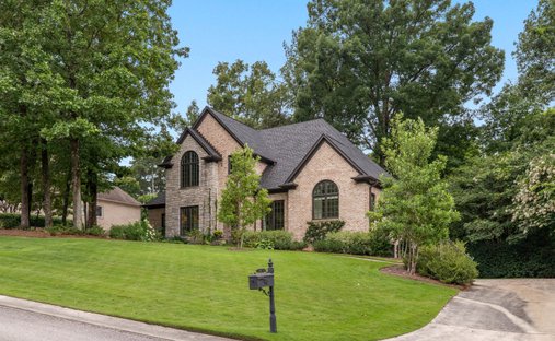 House in Mountain Brook, Alabama, United States 1