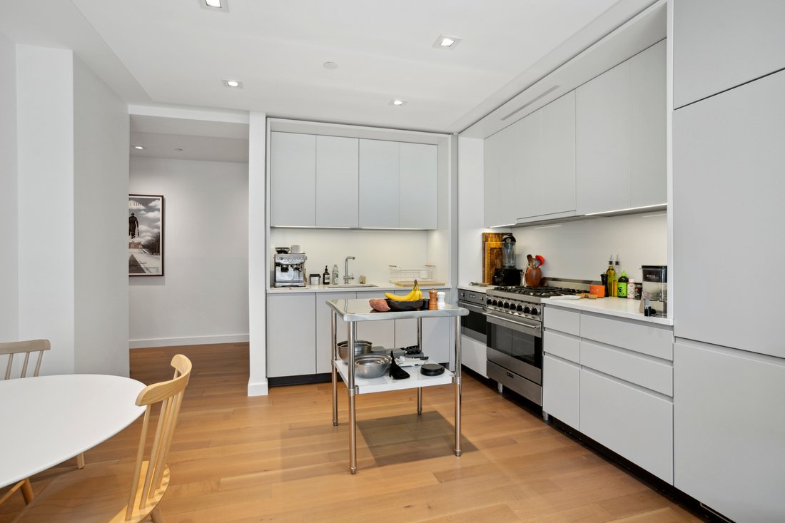 New York, New York, United States 4 - 18479424