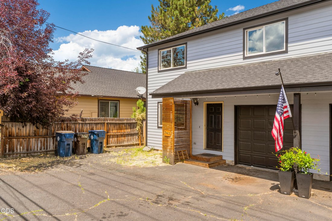 Apartment in Sisters, Oregon, United States 1 - 18485432