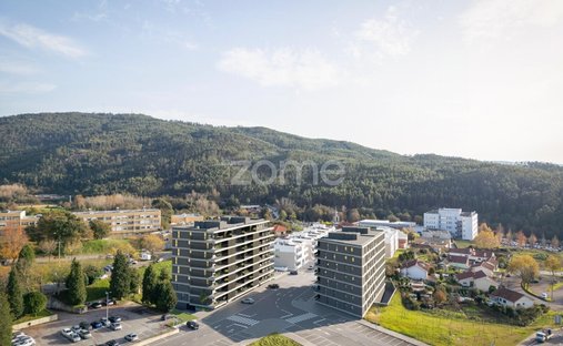 Apartment in Nogueira, Fraiao e Lamacaes, Braga, Portugal 1