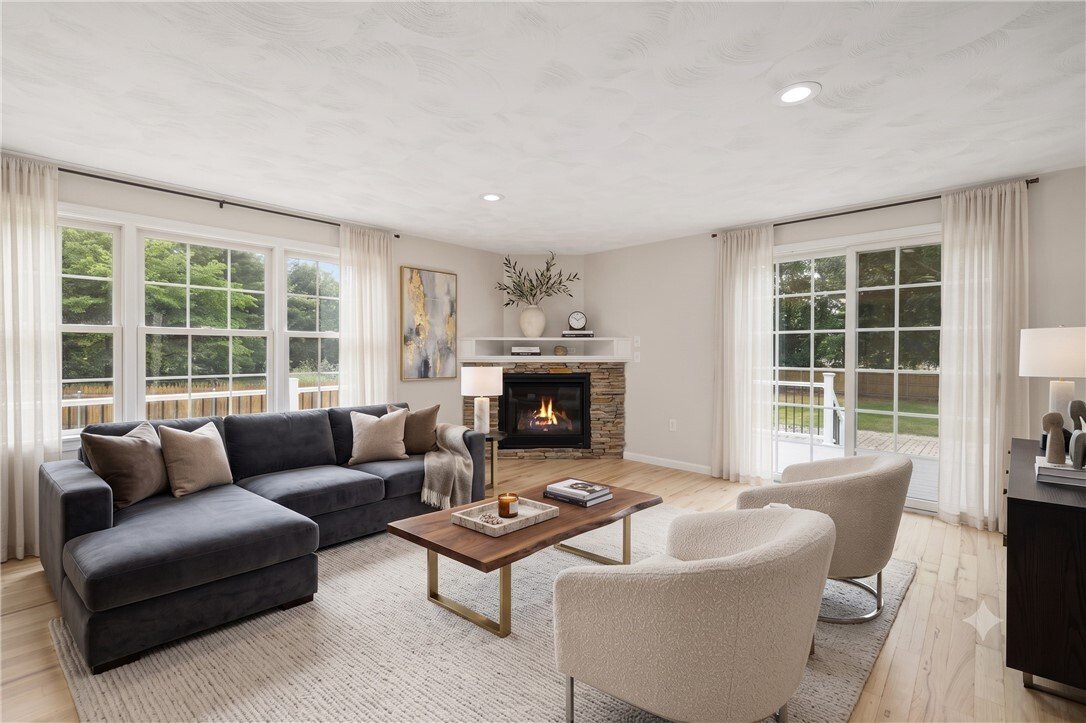 House in Coventry, Rhode Island, United States 3 - 18485136