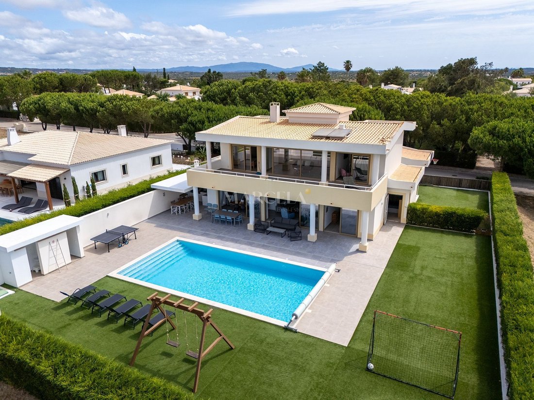 Villa in Barao de Sao Miguel, Algarve, Portugal 1 - 18484734