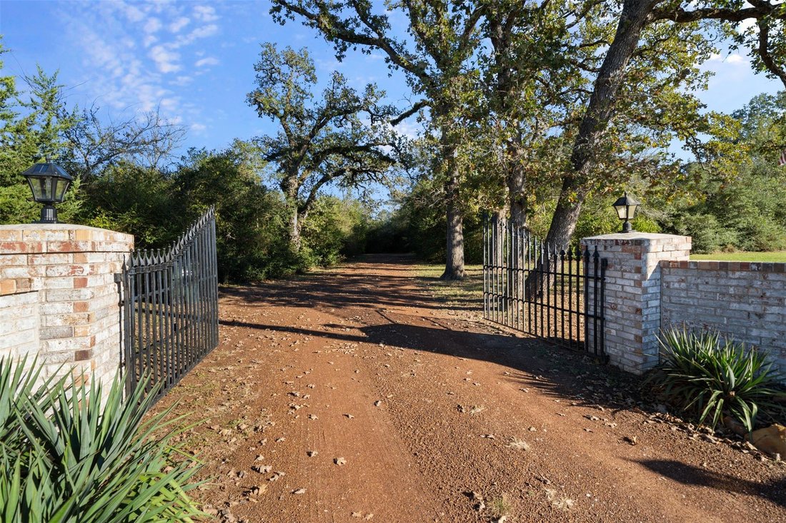 House in Hempstead, Texas, United States 5 - 18488119