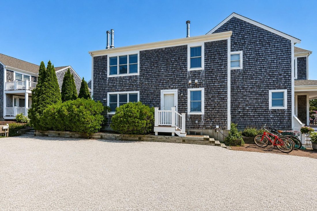 Condo in Provincetown, Massachusetts, United States 2 - 18485598