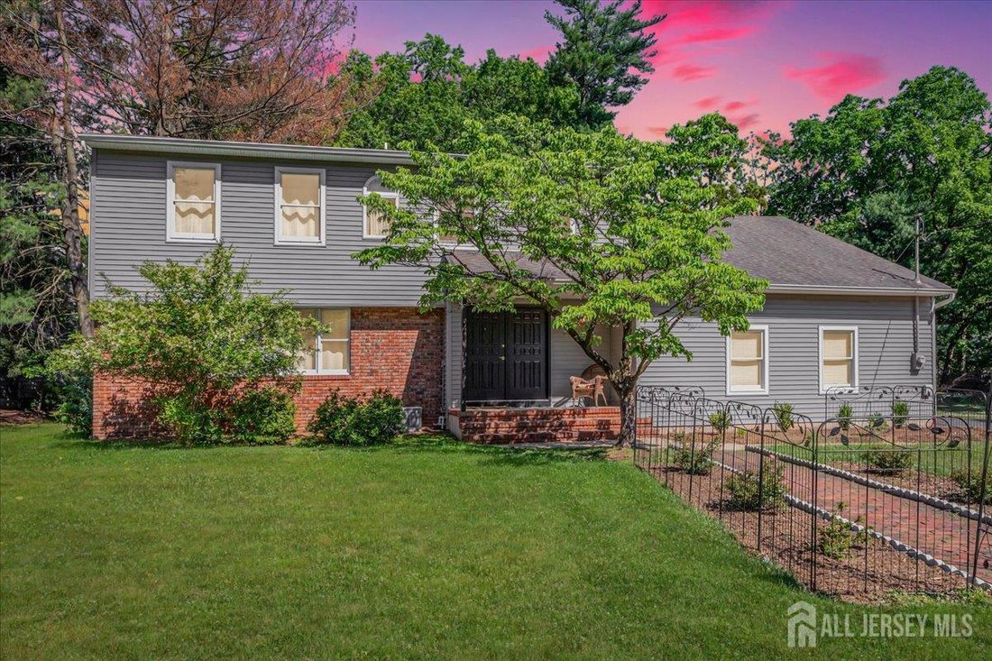 House in Metuchen, New Jersey, United States 1 - 18483933