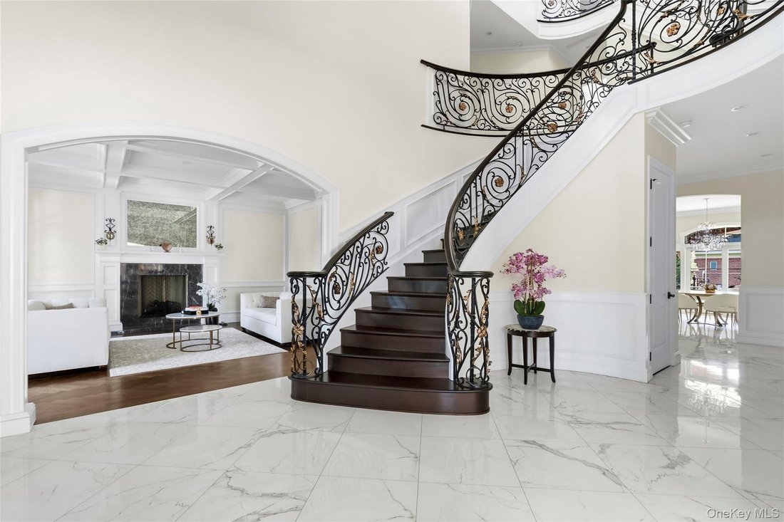 House in New York, New York, United States 4 - 18486673