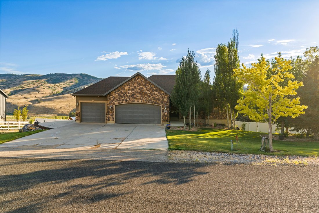 Casa a Fairview, Utah, Stati Uniti 2 - 18485809