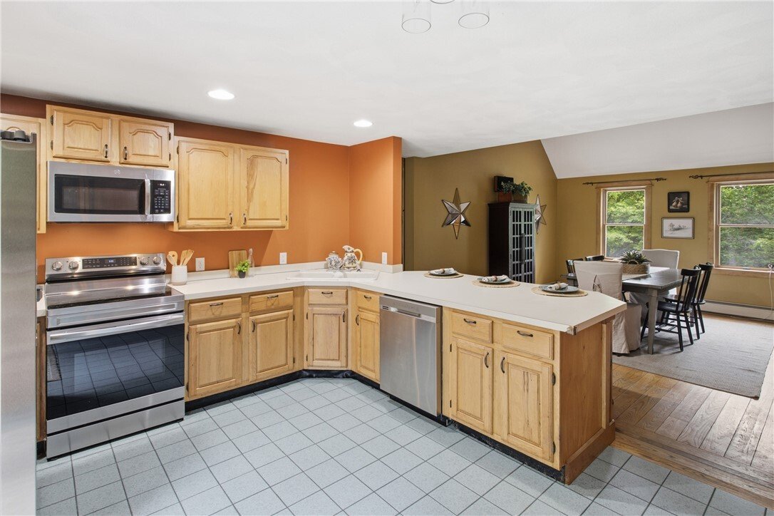 House in West Greenwich, Rhode Island, United States 4 - 18485109