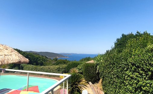 Villa in Île du Levant, Provence-Alpes-Côte d'Azur, France 1