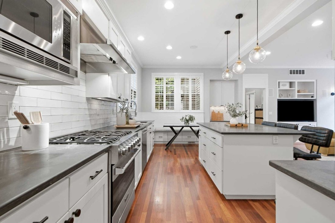 House in Lake Oswego, Oregon, United States 5 - 18484954