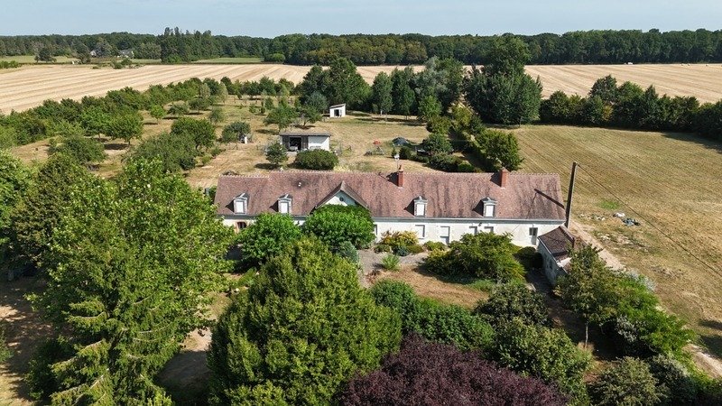 Farm Ranch in Bourg, Fondettes, France 3 - 15695025