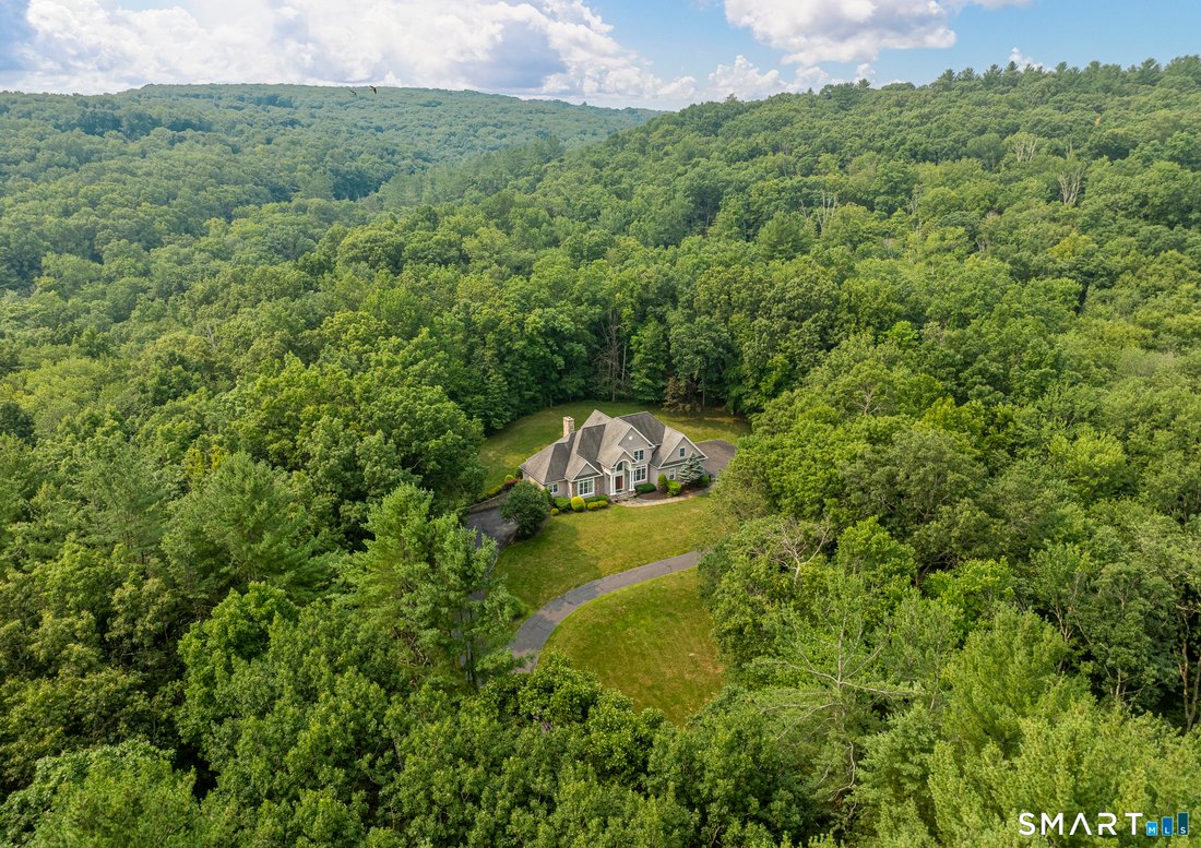 Casa a Bridgewater, Connecticut, Stati Uniti 1 - 18486327