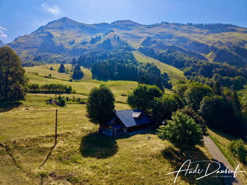 House in Le Bouchet-Mont-Charvin, Auvergne-Rhône-Alpes, France 1 - 18111287