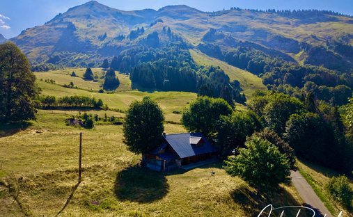 House in Le Bouchet-Mont-Charvin, Auvergne-Rhône-Alpes, France 1