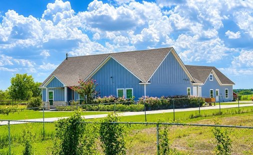 House in Burton, Texas, United States 1