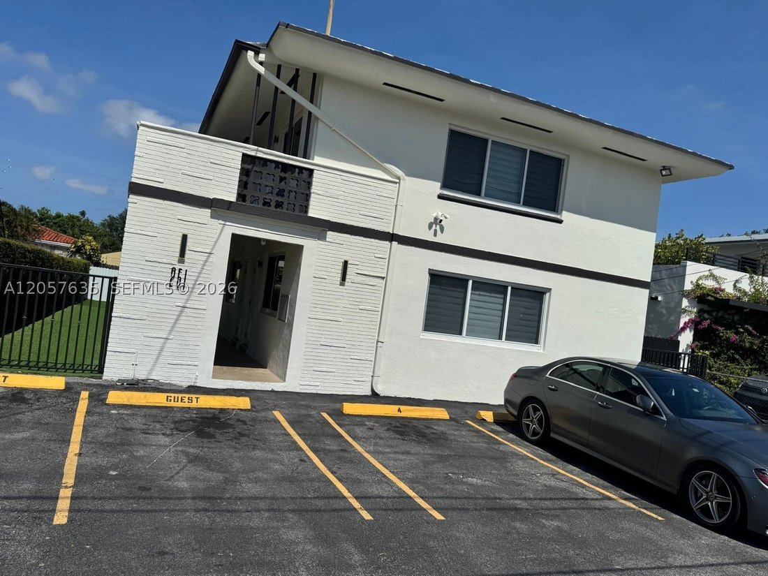 Miami, Florida, United States 2 - 18485477