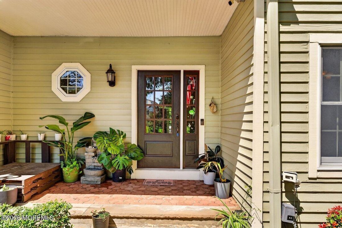 House in Tinton Falls, New Jersey, United States 3 - 18482912
