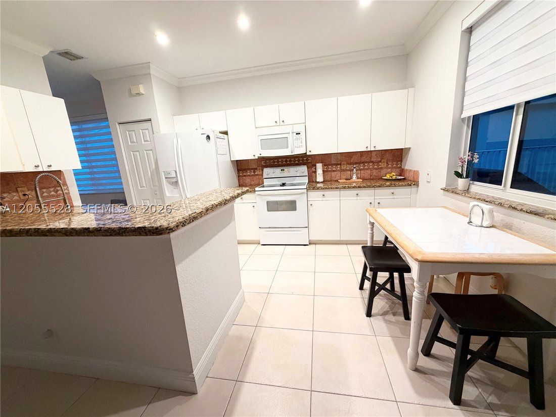 House in Weston, Florida, United States 5 - 18469356