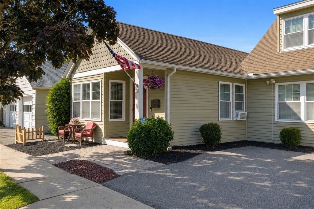 House in Peabody, Massachusetts, United States 2 - 18486698
