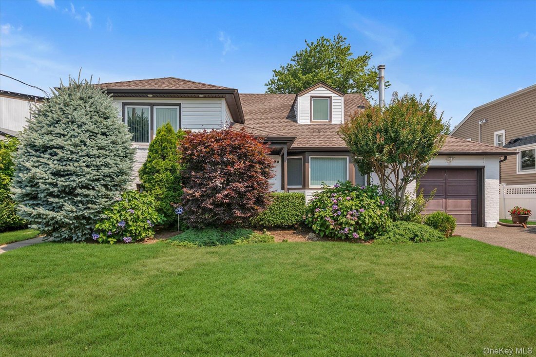 House in Oceanside, New York, United States 1 - 18486675