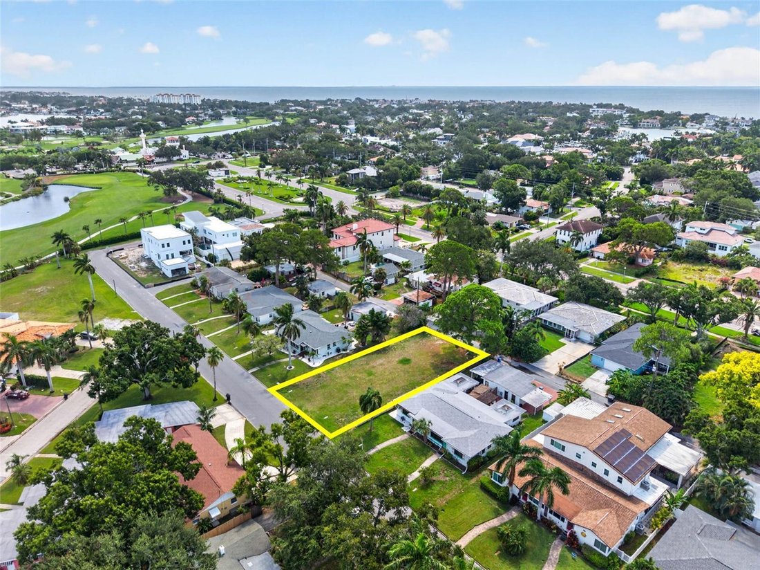 Land in St. Petersburg, Florida, United States 4 - 18486082