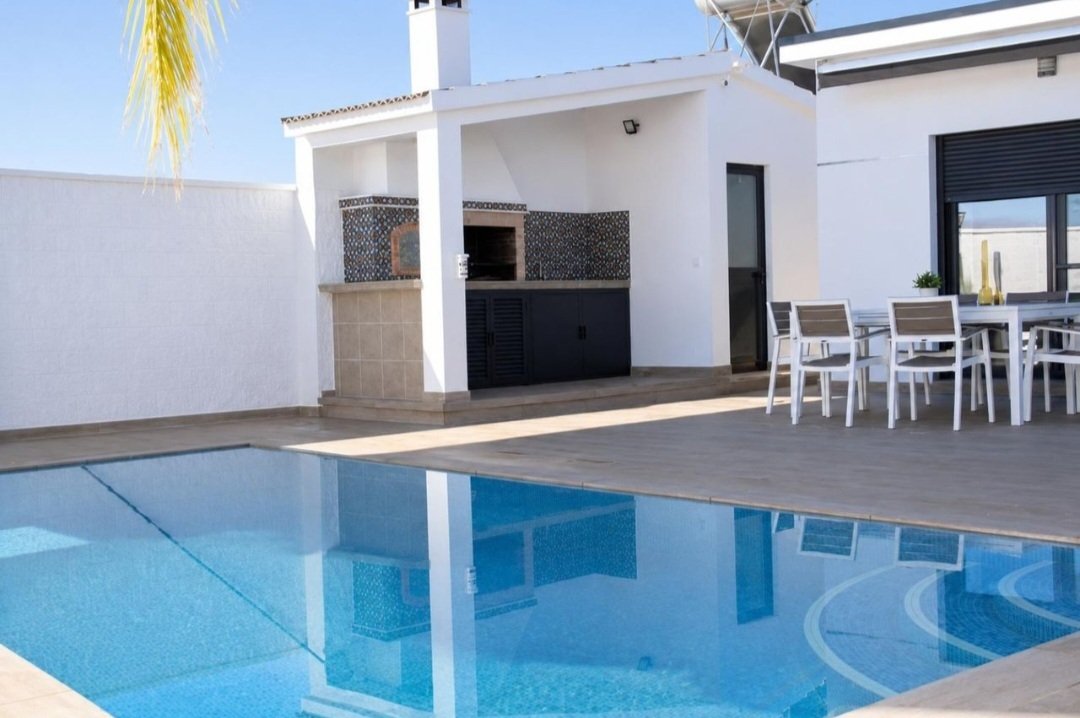 Villa in Pizarra, Andalusia, Spain 1 - 18486835