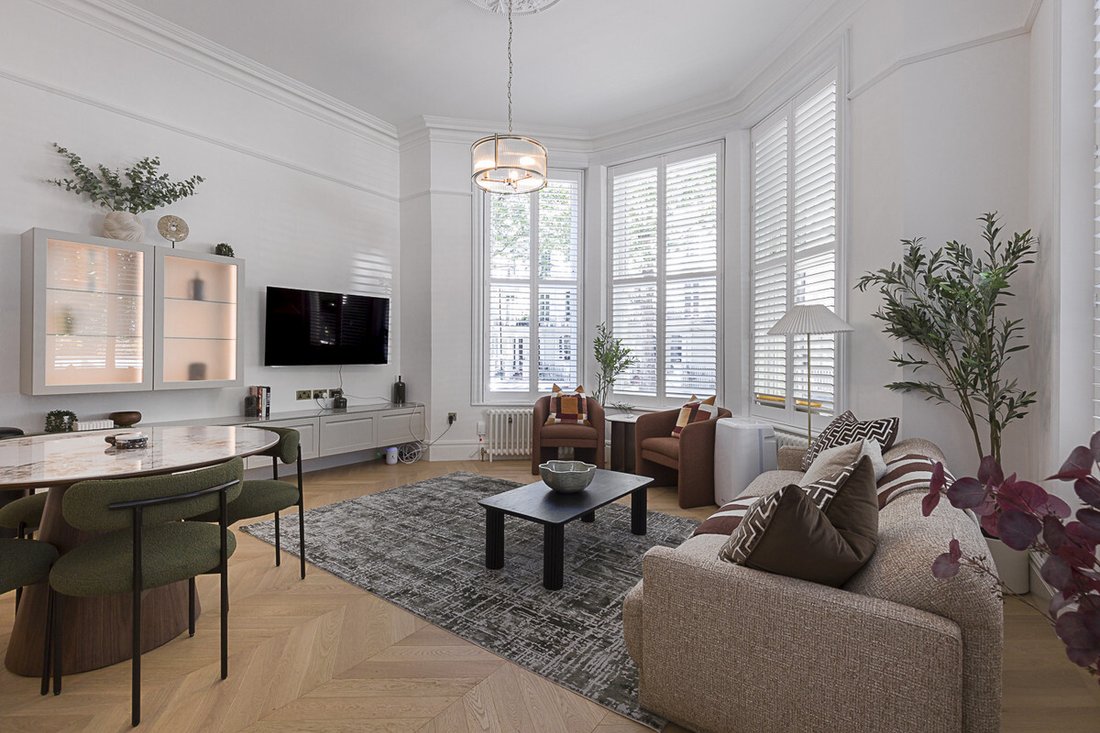 Apartment in Holland Park, Kensington And Chelsea, England 1 - 18485194
