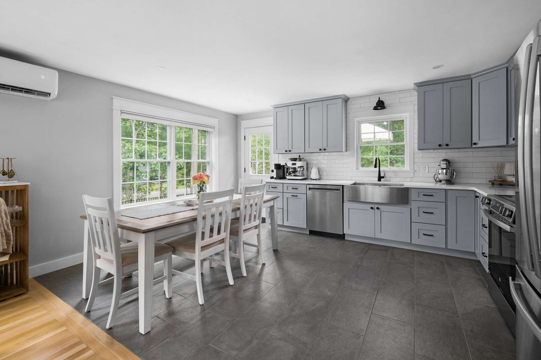 House in York, Maine, United States 5 - 18484793