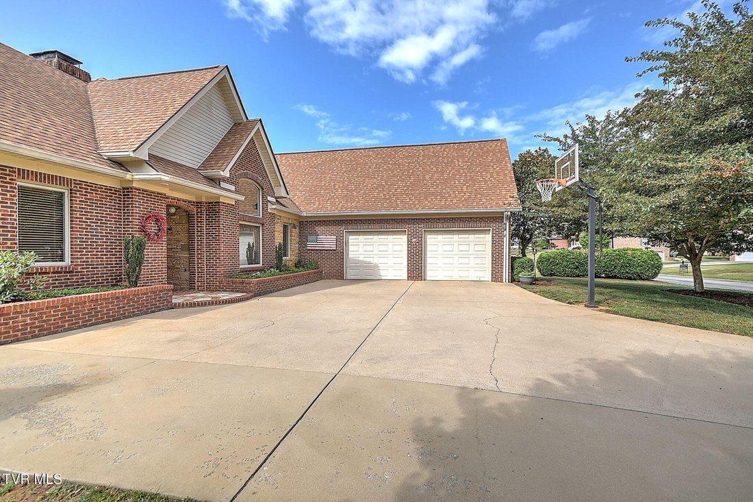 House in Greeneville, Tennessee, United States 2 - 18484692