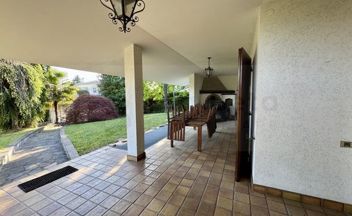 Villa in Noventa Padovana, Veneto, Italy 1