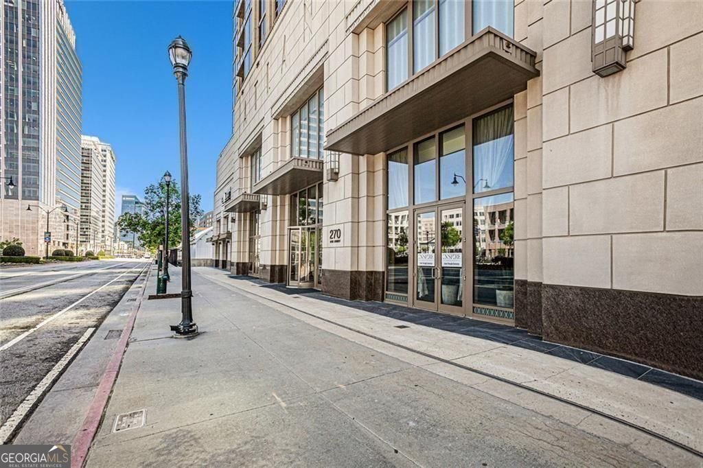 Condo in Atlanta, Georgia, United States 2 - 17647148