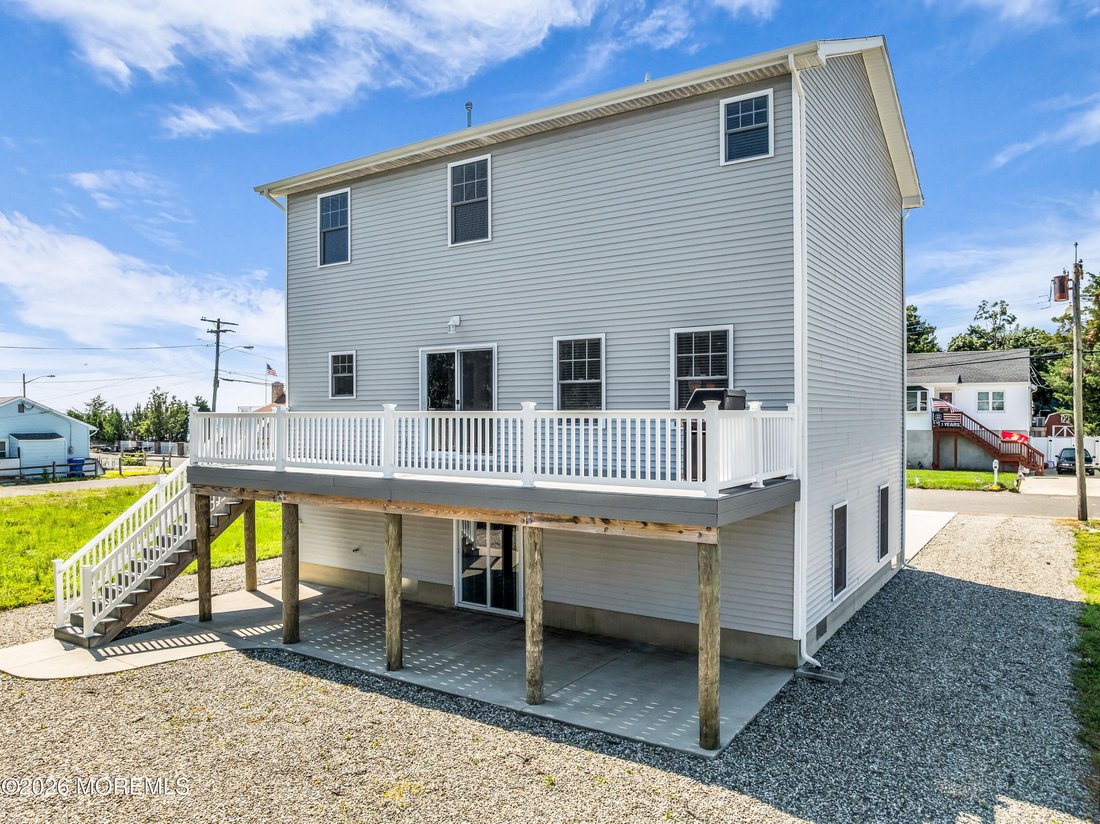 House in Toms River, New Jersey, United States 5 - 18484575