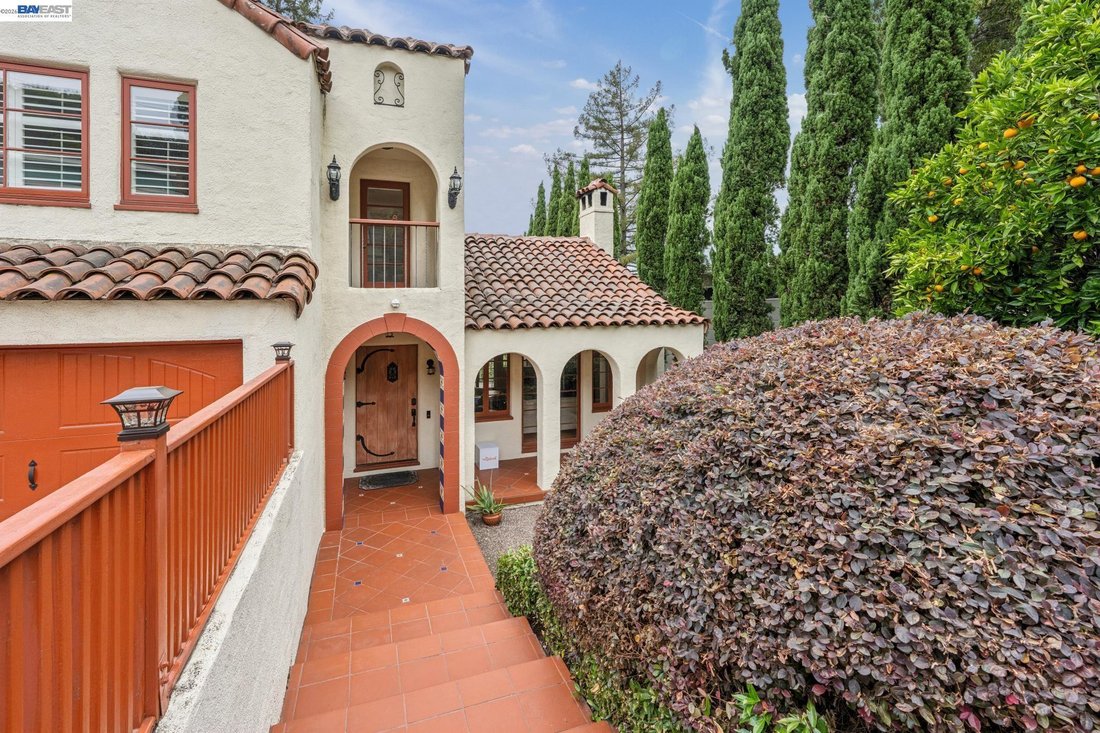 House in Oakland, California, United States 4 - 18483130