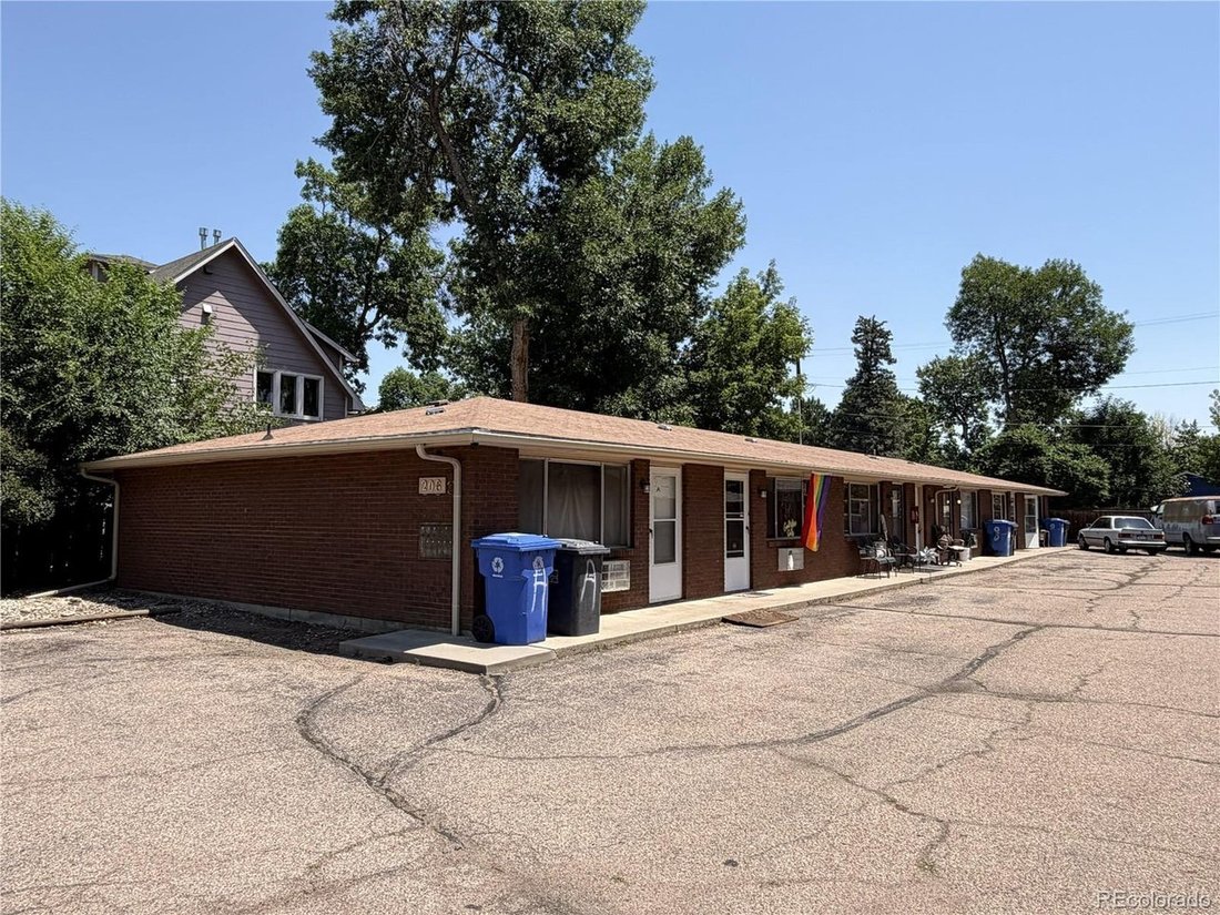 Berthoud, Colorado, United States 1 - 18483042