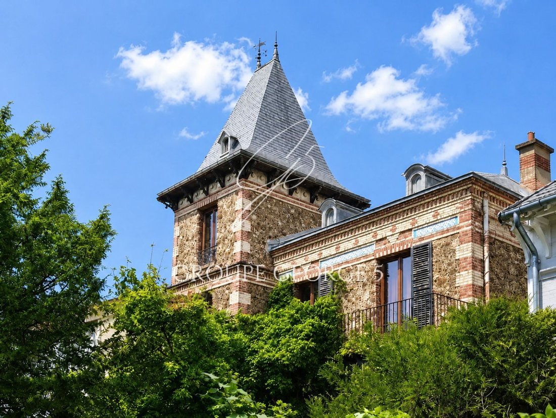 House in Saint-Cloud, Ile-de-France, France 3 - 18404633