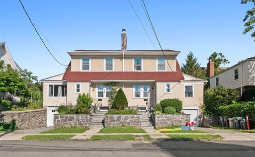 Apartment in Village of Pelham, New York, United States 1