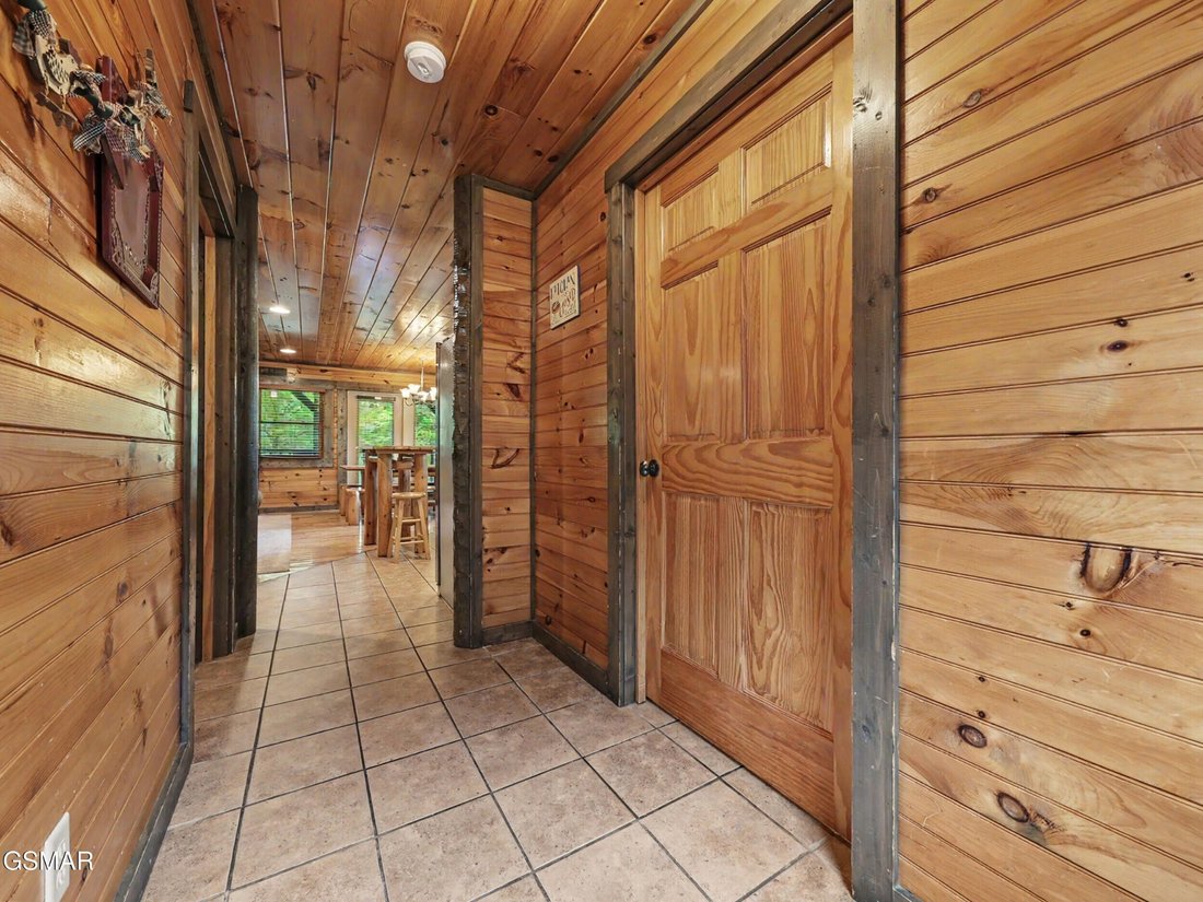 House in Gatlinburg, Tennessee, United States 4 - 18483904