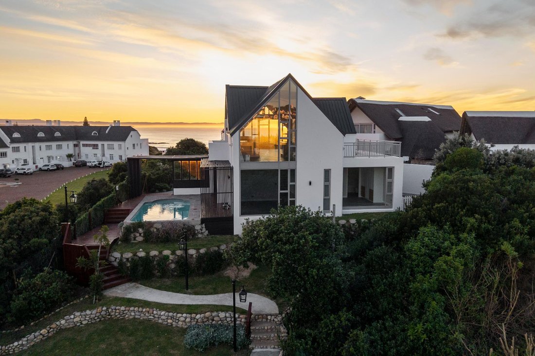 House in Saint Francis Bay, Eastern Cape, South Africa 2 - 18487778