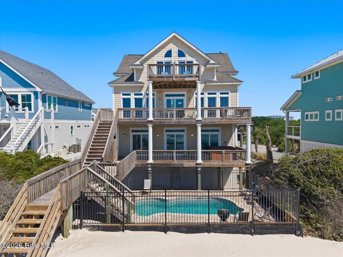 House in North Topsail Beach, North Carolina, United States 3 - 18483666