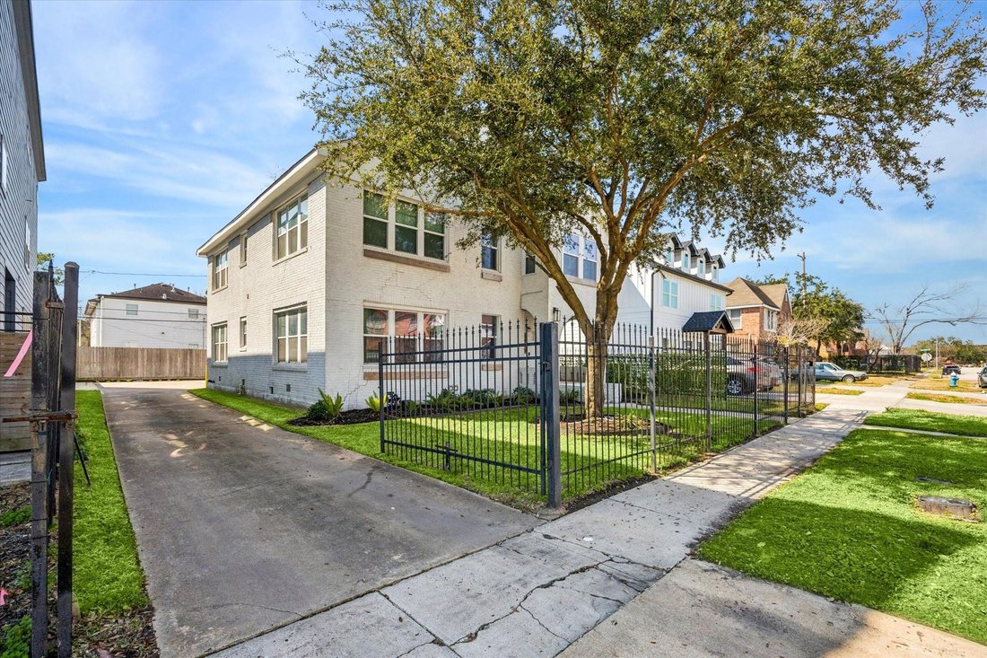 Houston, Texas, United States 2 - 18483727