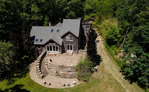 House in Tiverton, Rhode Island, United States 1