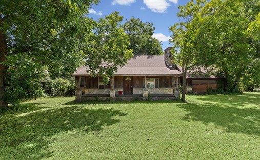 House in Burleson, Texas, United States 1