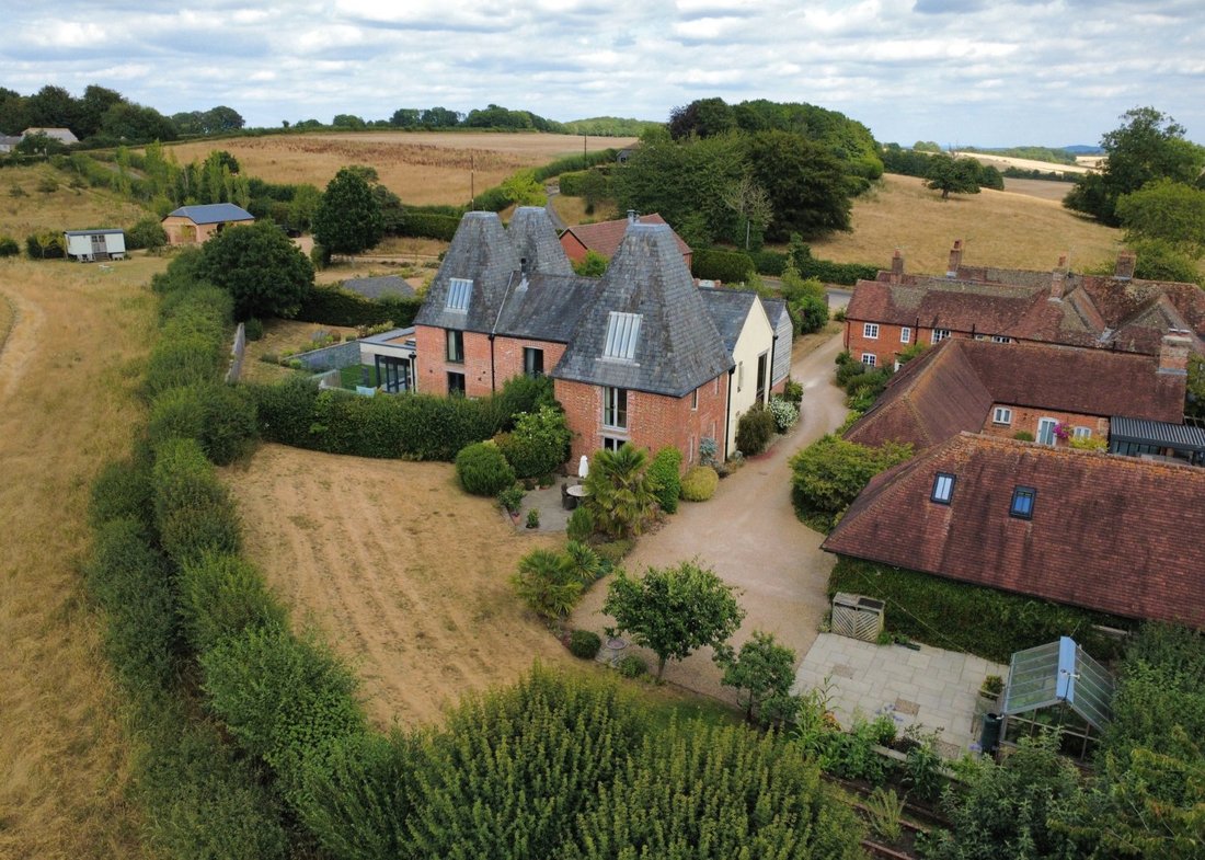 House in Bentley, England 1 - 17810240