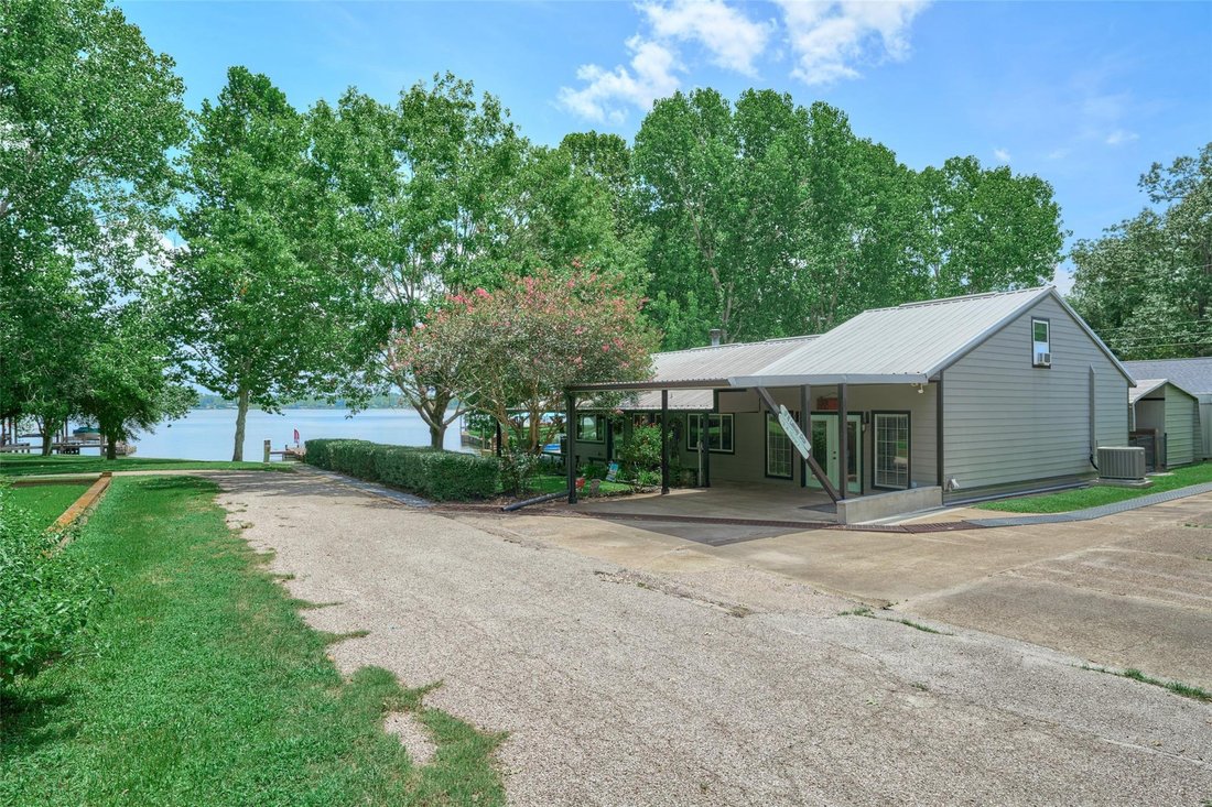 House in Trinity, Texas, United States 5 - 18488141