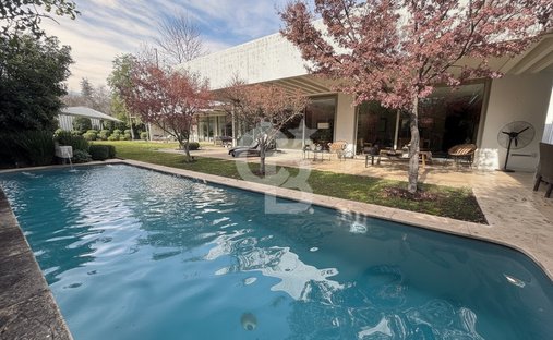 House in Lo Barnechea, Santiago Metropolitan Region, Chile 1