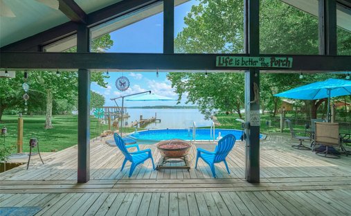 House in Trinity, Texas, United States 1