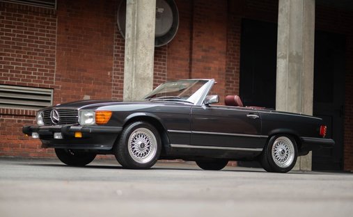 1988 Mercedes-Benz 560 Series SL 2D Coupe Roadster in Bridgeport, CT, United States 1