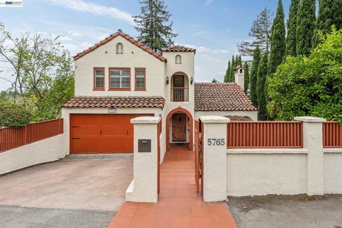 House in Oakland, California, United States 1 - 18483130