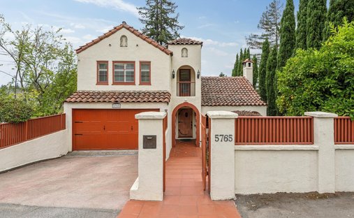 House in Oakland, California, United States 1